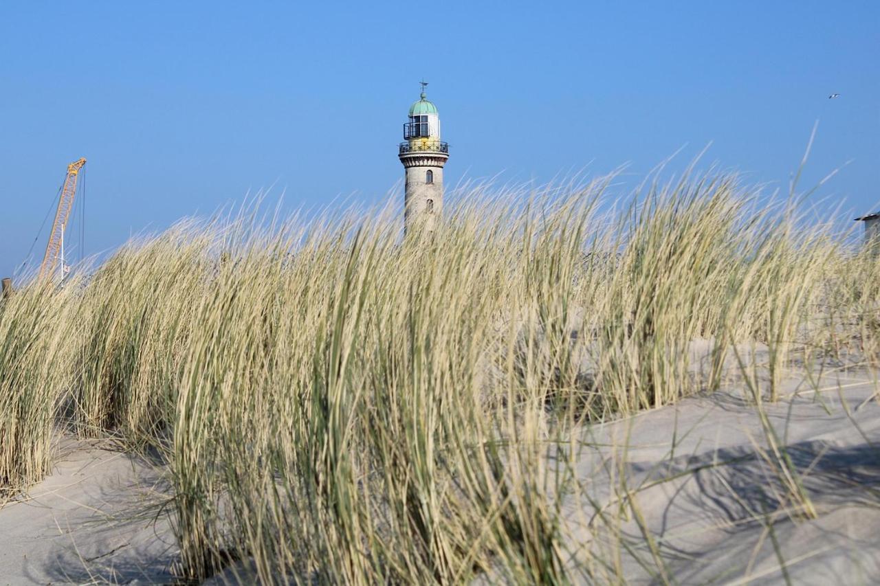Ferienwohnung Achtern Diek, Inklusive Strandkorb Und Stellplatz Rostock Exterior photo