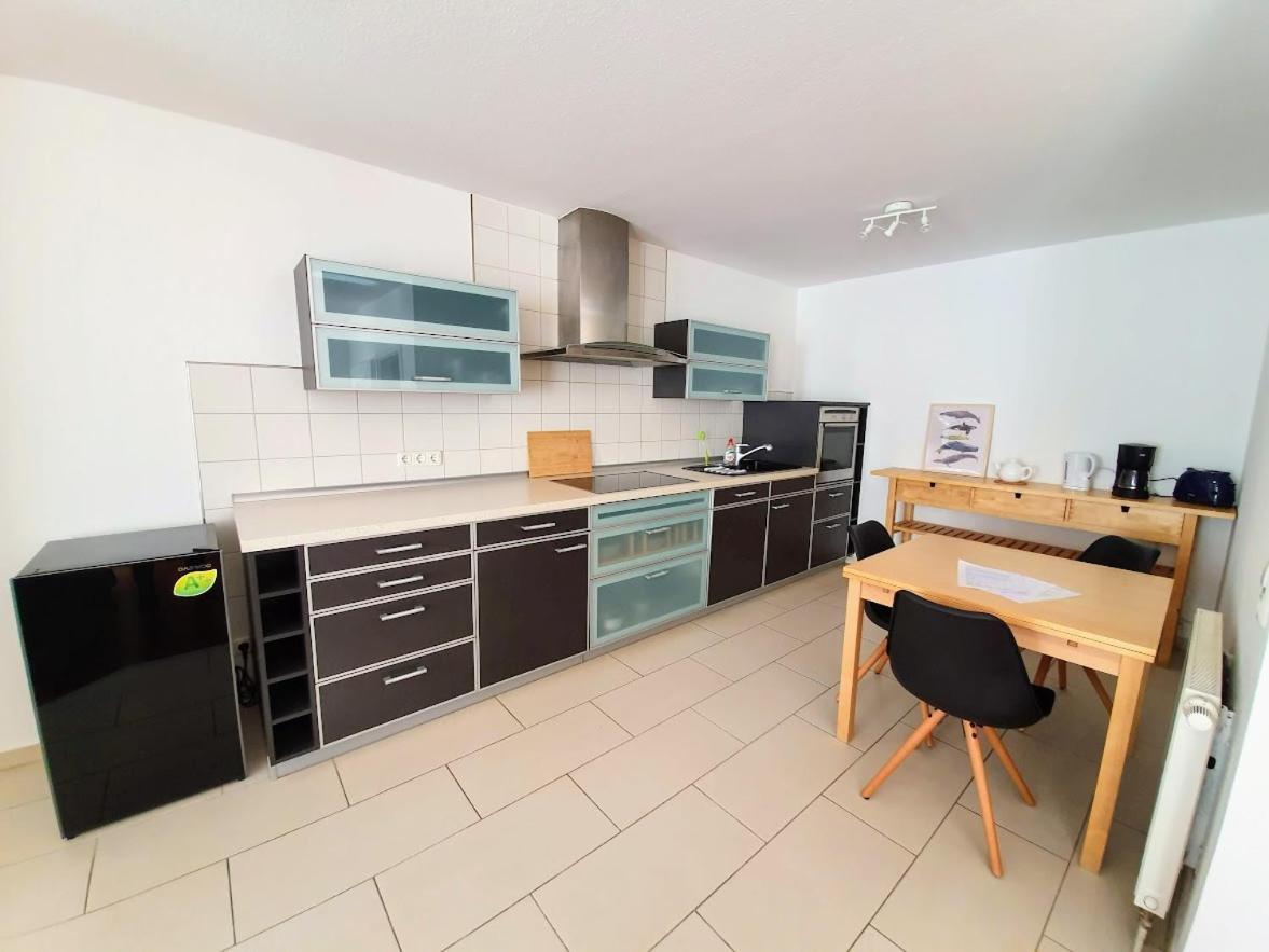 Ferienwohnung Achtern Diek, Inklusive Strandkorb Und Stellplatz Rostock Exterior photo